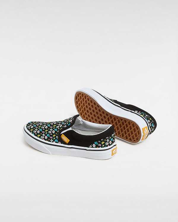 Black Vans Classic (4-8 Years) Kids' Slip On Shoes | VN7926105